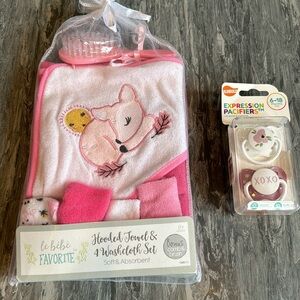 💜3/$15 Ulubulu Expression Pacifiers (2) & Hooded Towel + 4 Washcloth Set